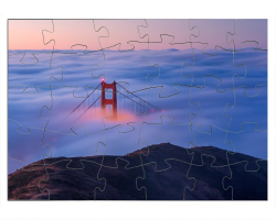 Pont Golden Gate couvert par un brouillard